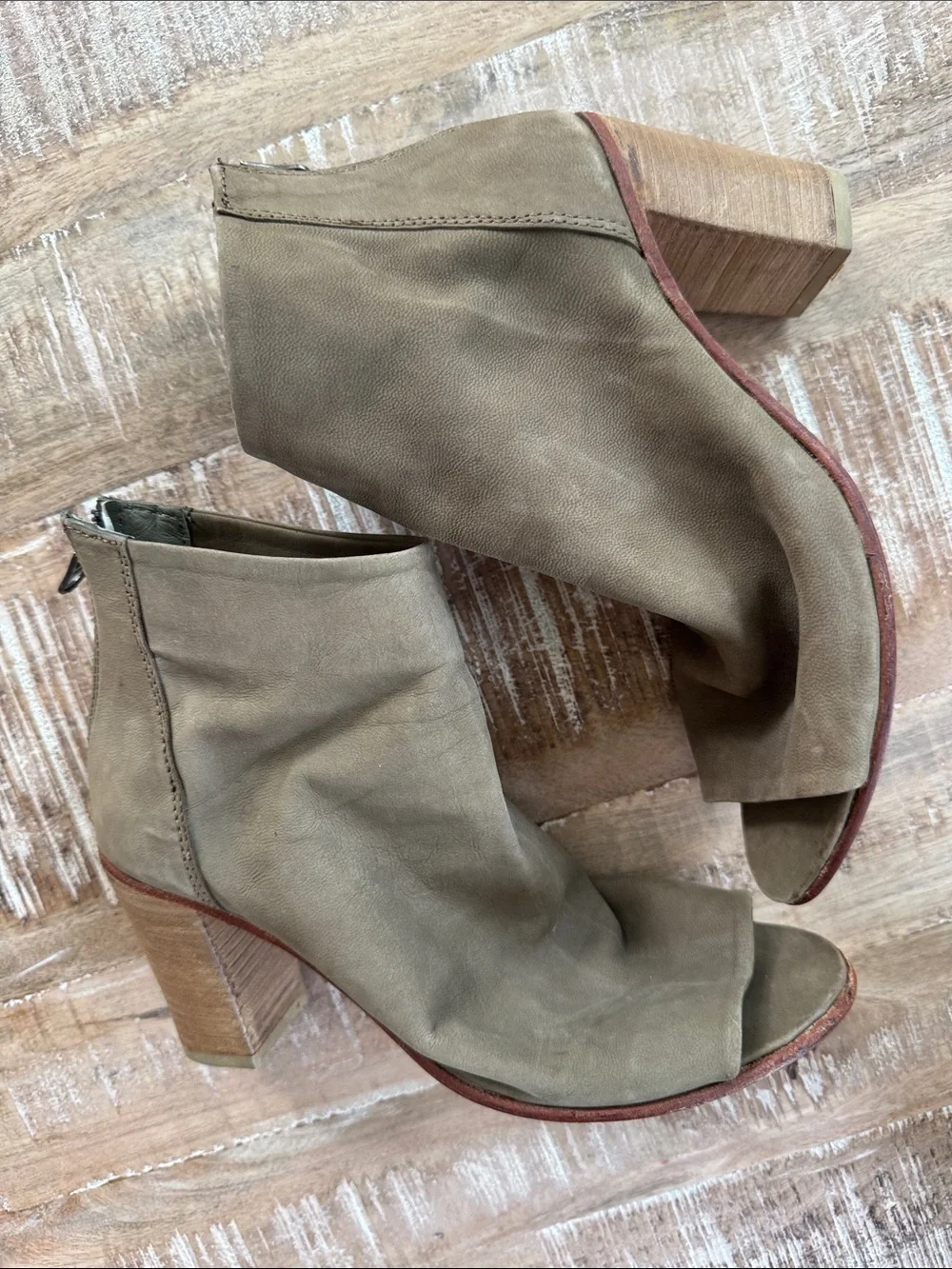 Free People preruched open